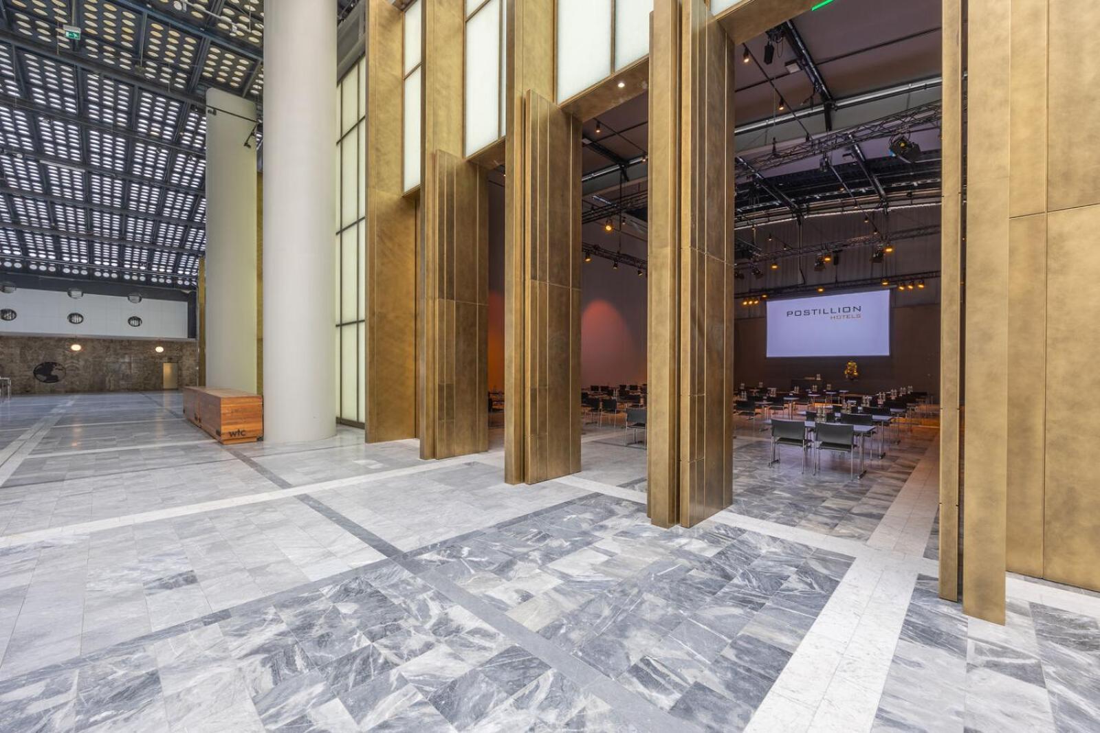 Postillion Hotel Wtc Rotterdam Eksteriør bilde